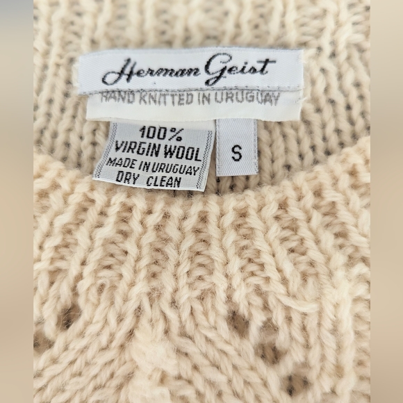 Vintage Handknit 100% Virgin Wool Sweater Size Small - Picture 4 of 8